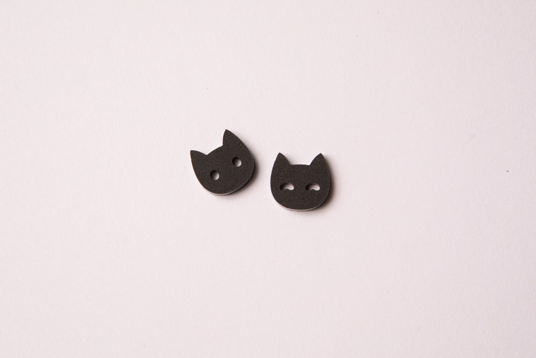 "Cat" stud earrings (Made to Order)