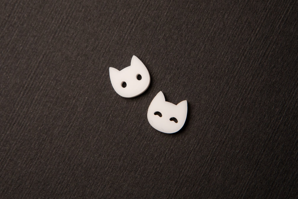 "Cat" stud earrings (Made to Order)